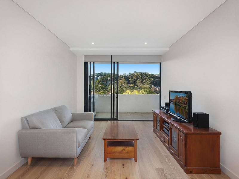 205/148A Albany Street, Point Frederick NSW 2250