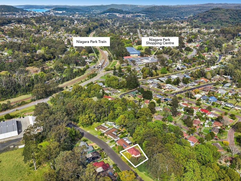 7 Perratt Close, Lisarow NSW 2250