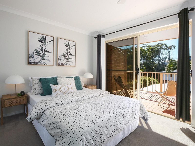 2/4 Woolunga Avenue, Terrigal NSW 2260