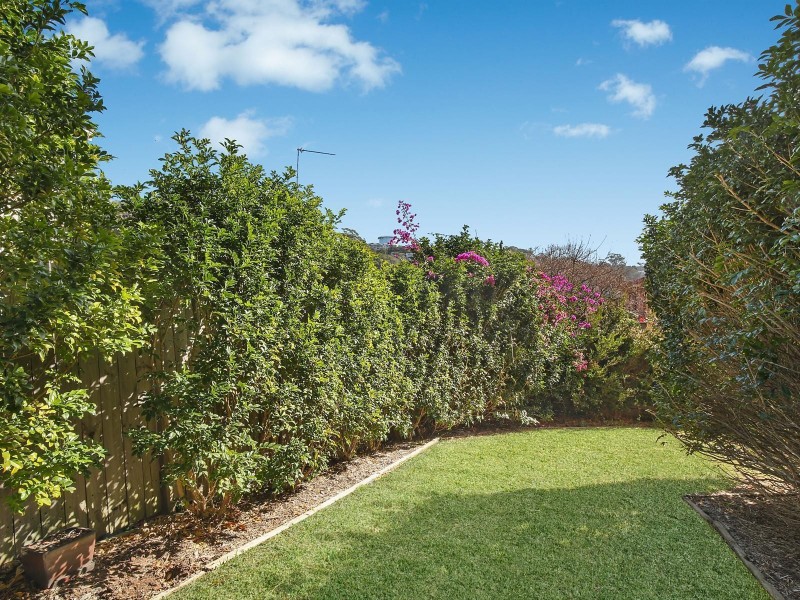 2/4 Woolunga Avenue, Terrigal NSW 2260