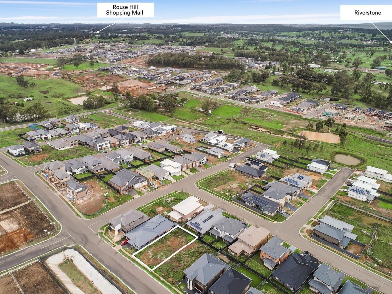 18 Newmarket Parkway, Box Hill NSW 2765