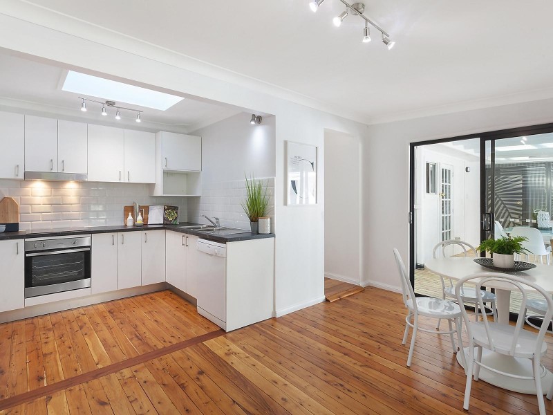 23 Golden Avenue, Point Clare NSW 2250