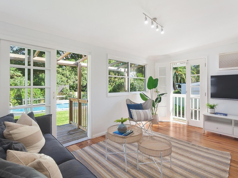 23 Golden Avenue, Point Clare NSW 2250