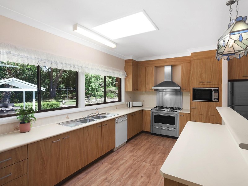 5 Country View Close, Picketts Valley NSW 2251