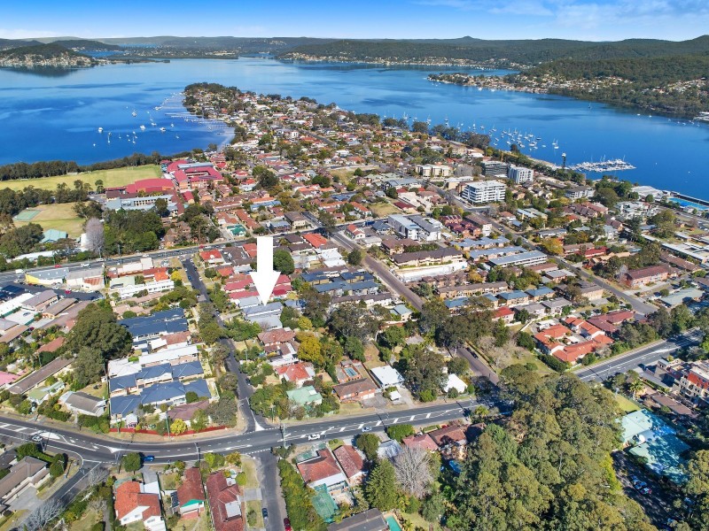 2/14 White Street, East Gosford NSW 2250