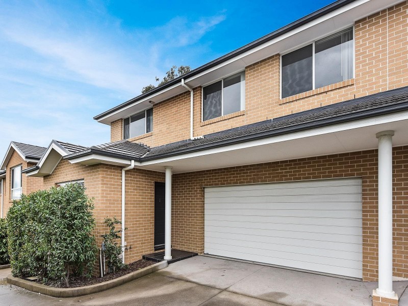 2/14 White Street, East Gosford NSW 2250