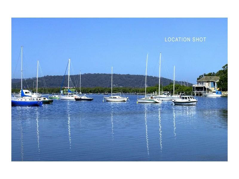11 Kulara Avenue, West Gosford NSW 2250