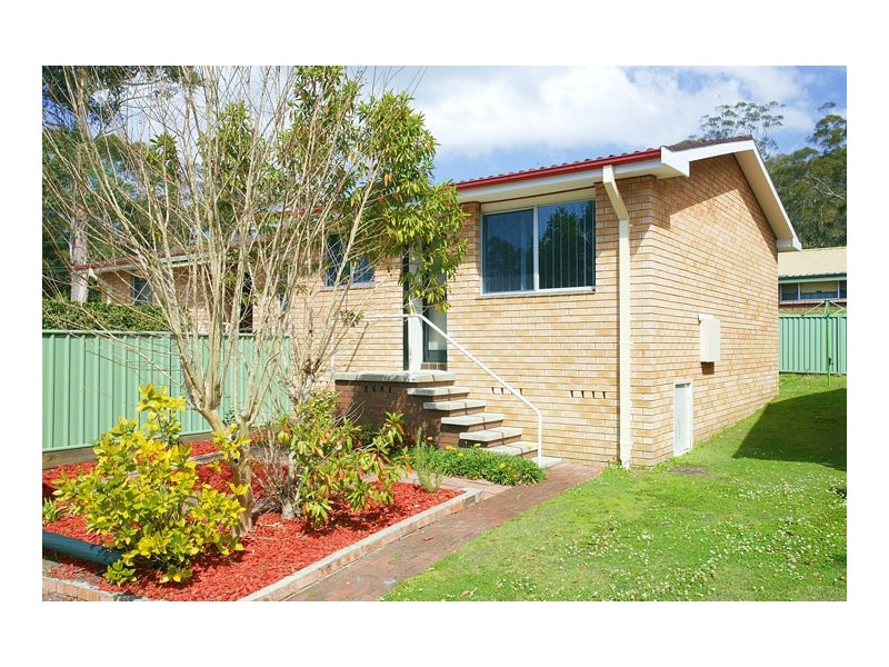 4/4 Kalawarra Road, Wyoming NSW 2250