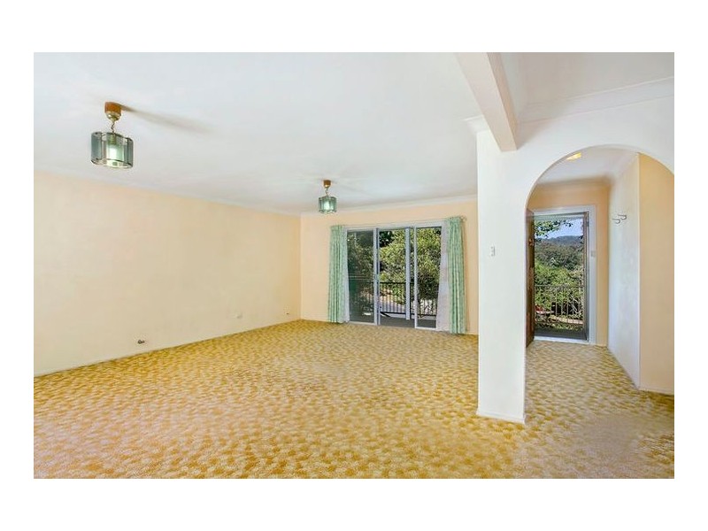 1 Wistaria Street, Wyoming NSW 2250