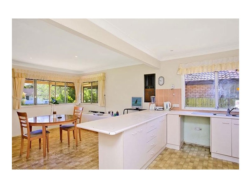 8 Bentley Road, Narara NSW 2250