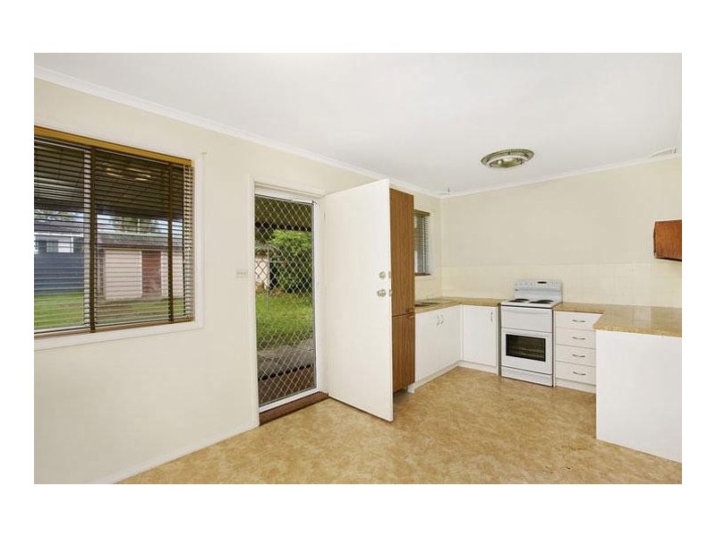 22 Dalton Street, Wyoming NSW 2250