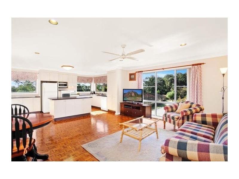12 Karen Close, Lisarow NSW 2250