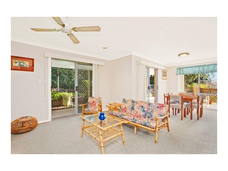12 Karen Close, Lisarow NSW 2250