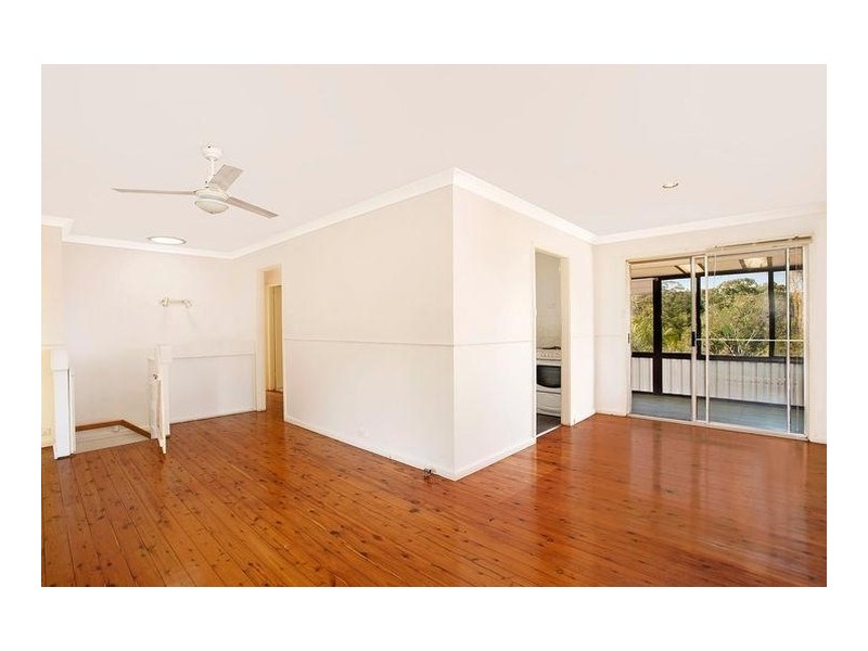 6 Kalori Avenue, Wyoming NSW 2250