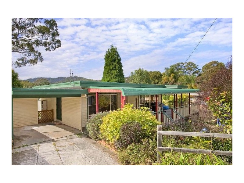 4 Egerton Place, Wyoming NSW 2250