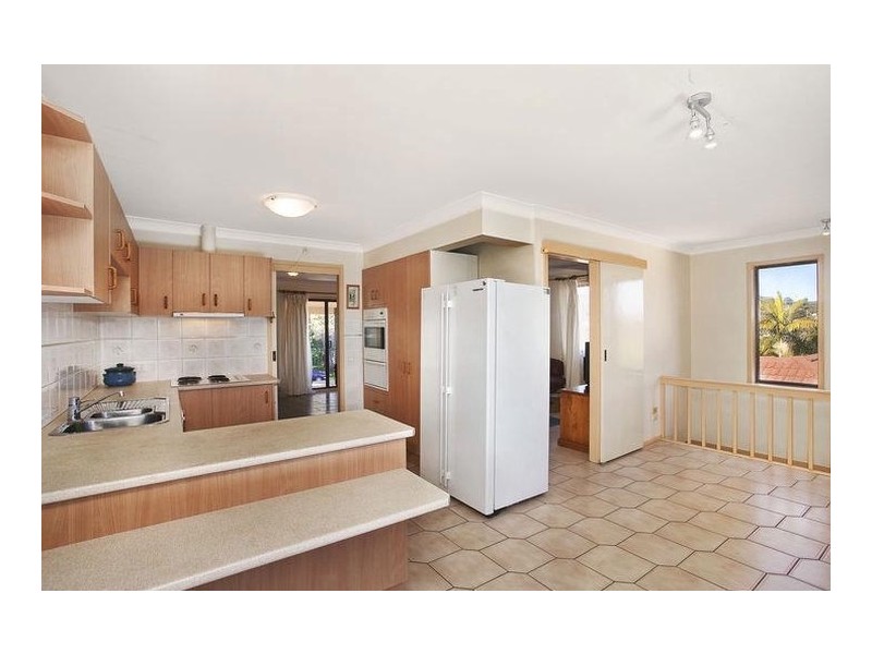 12 Darryl Road, Wyoming NSW 2250