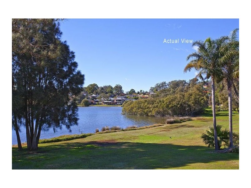 17 Bayside Drive, Green Point NSW 2251