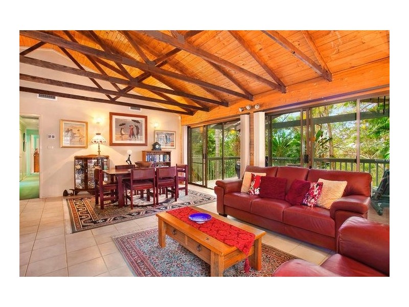 17 Bangalore Street, Ourimbah NSW 2258