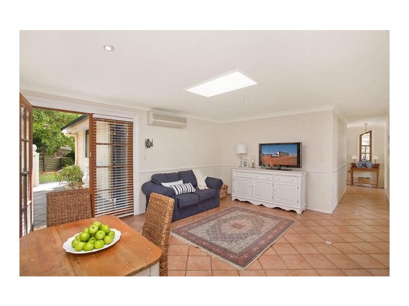 28 Fragar Avenue, Wyoming NSW 2250