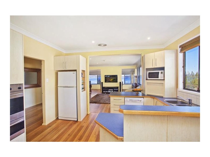 302 Glenrock Parade, Tascott NSW 2250