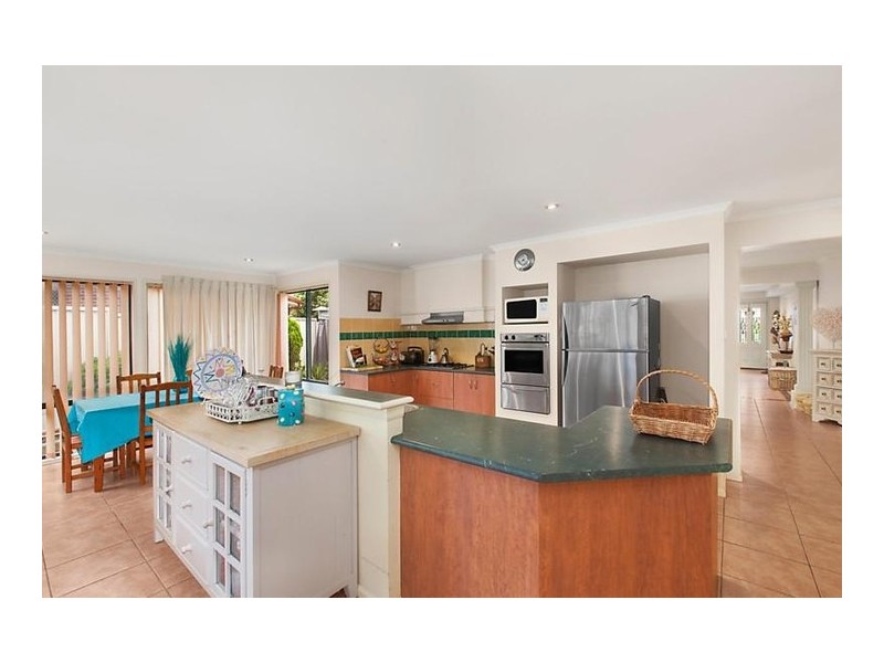 10 The Valley Way, Lisarow NSW 2250