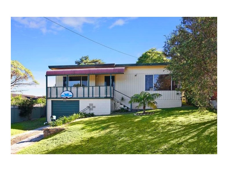 1 Opala Avenue, Wyoming NSW 2250