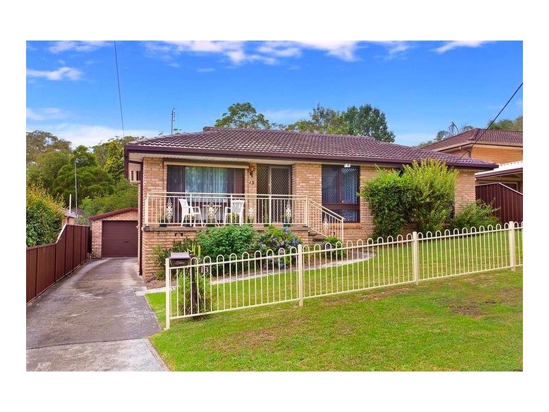 13 Beaumont Avenue, Wyoming NSW 2250