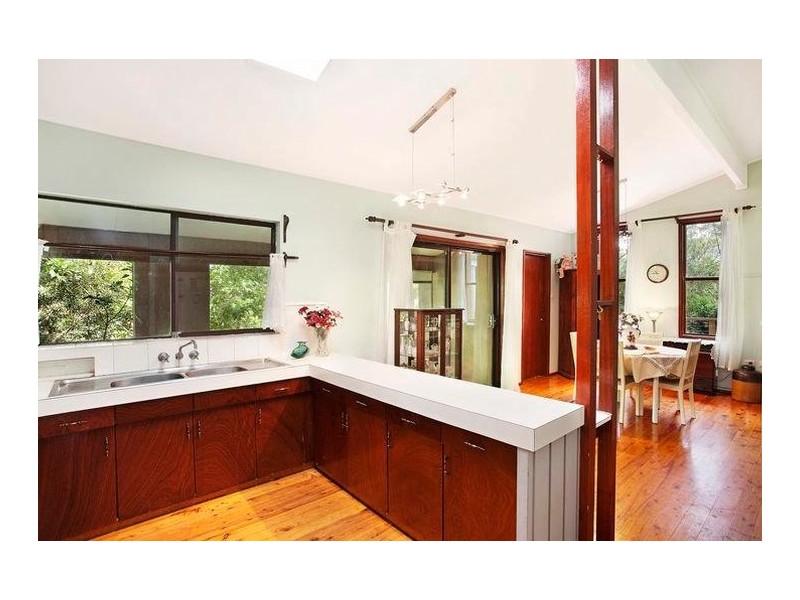 73 Bay View Avenue, East Gosford NSW 2250