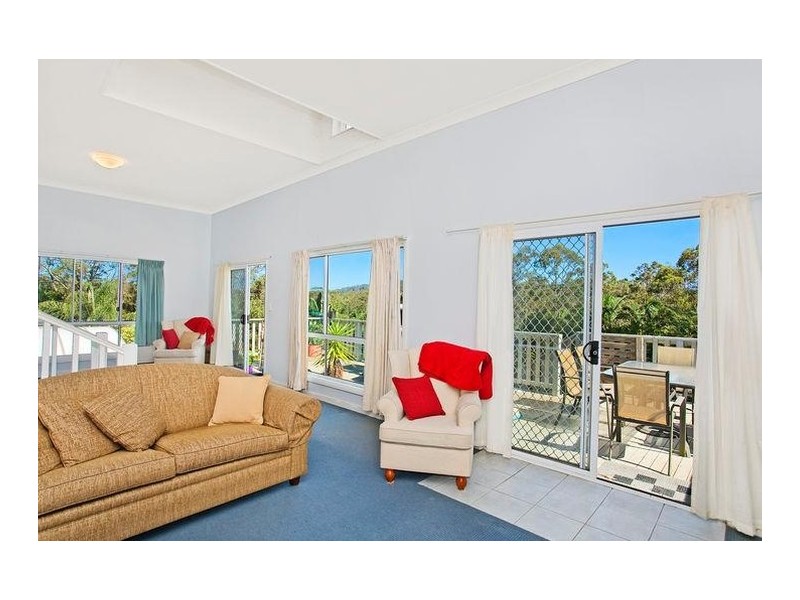 76 Karwin Avenue, Springfield NSW 2250