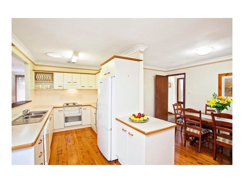 16 Holly Avenue, Narara NSW 2250