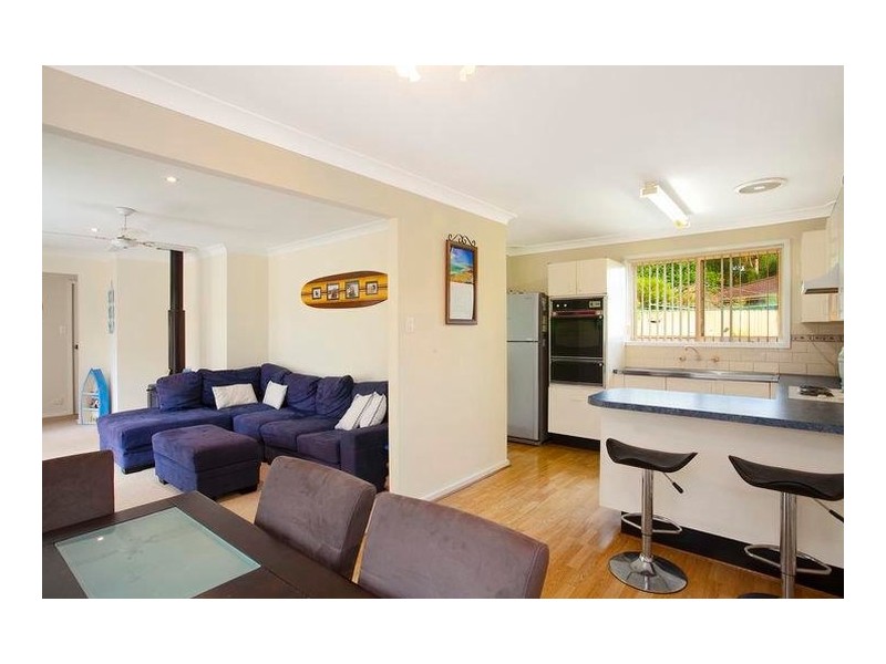 4 Apara Close, Narara NSW 2250