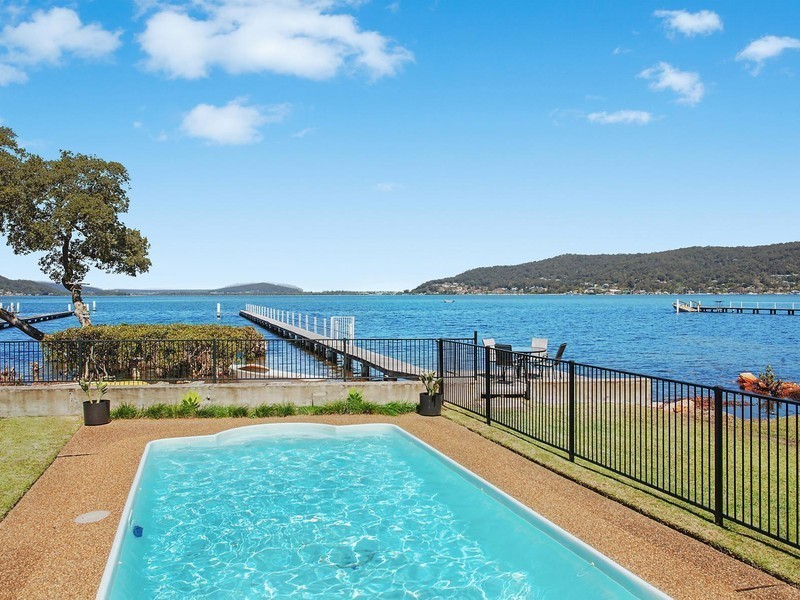 77 Victory Parade, Tascott NSW 2250