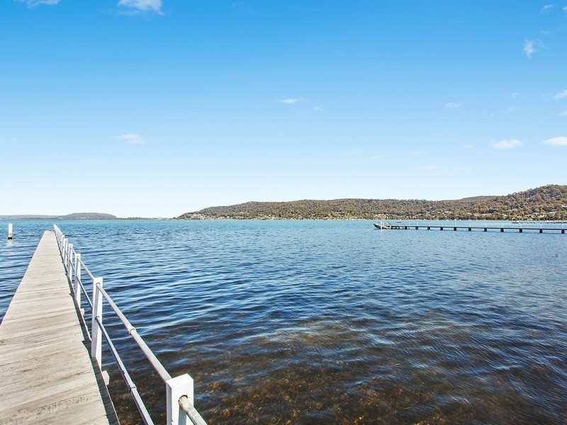 77 Victory Parade, Tascott NSW 2250