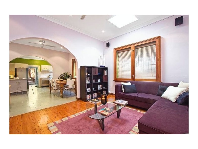 212 Unwins Bridge Road, Sydenham NSW 2044