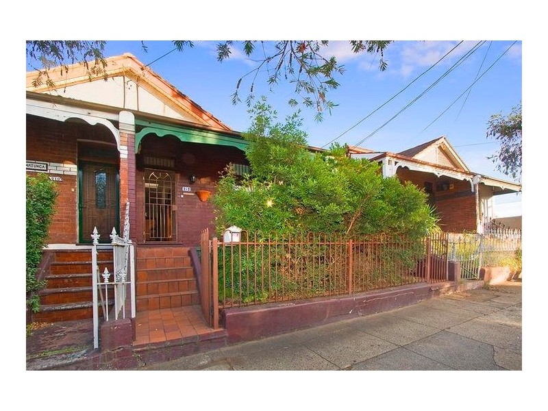 212 Unwins Bridge Road, Sydenham NSW 2044