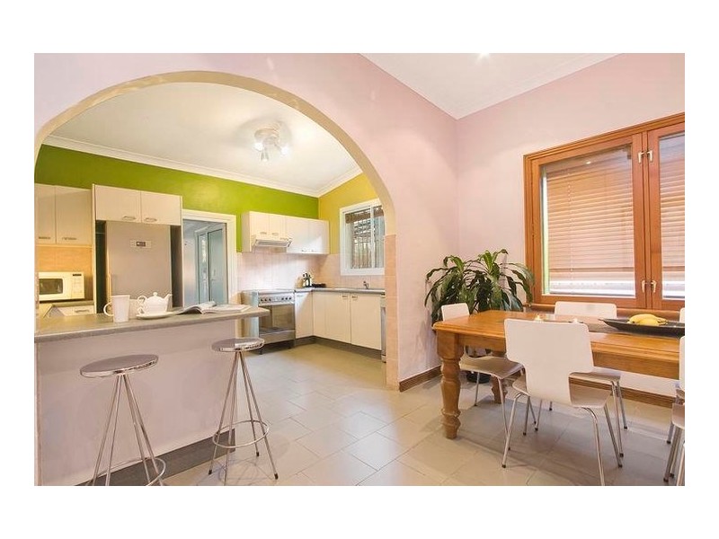 212 Unwins Bridge Road, Sydenham NSW 2044