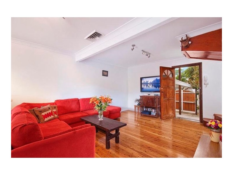 38 Frederick Street, St Peters NSW 2044
