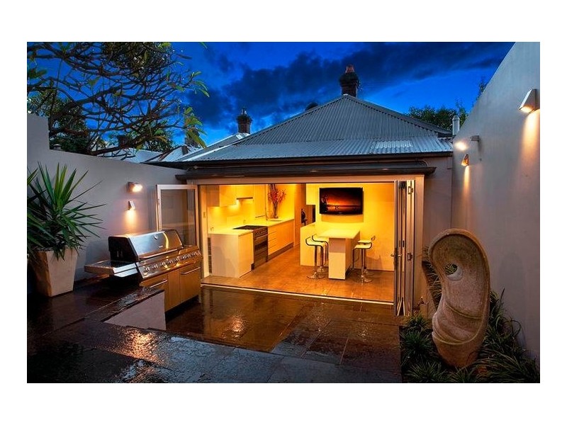 2 The Crescent, Annandale NSW 2038