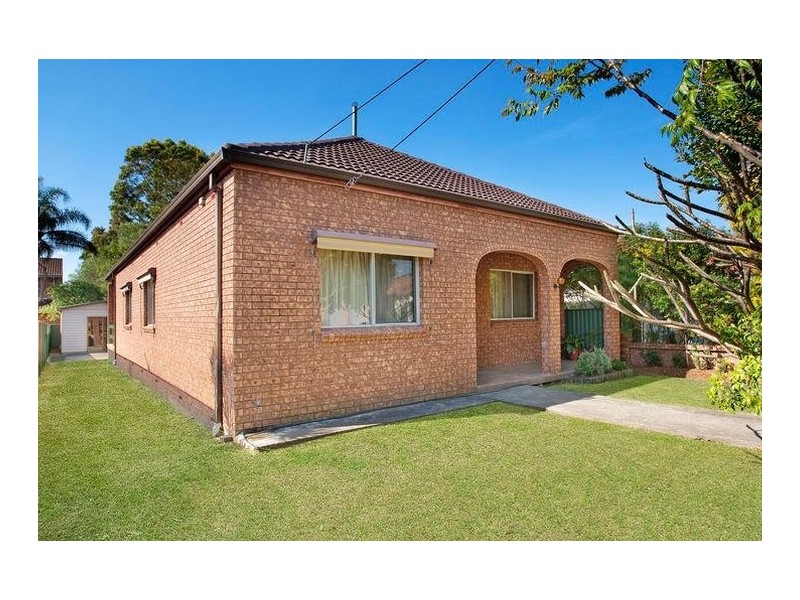 43 Woodside Avenue East, Burwood NSW 2134