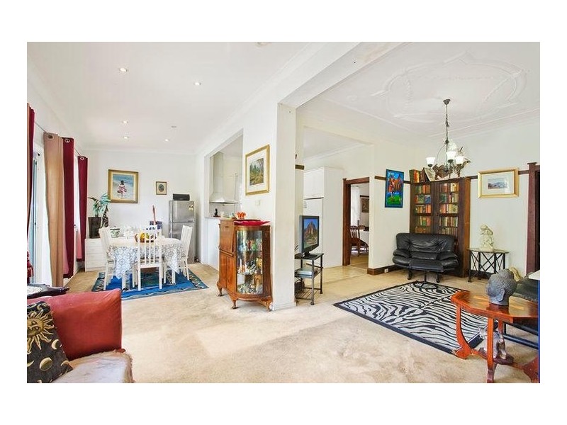 2 Burlington Road, Homebush NSW 2140