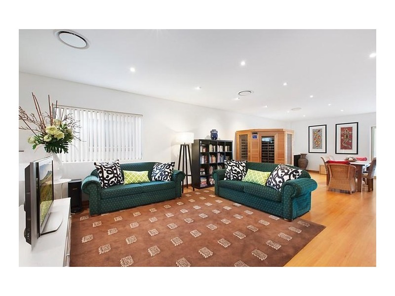 73 William Street, Earlwood NSW 2206