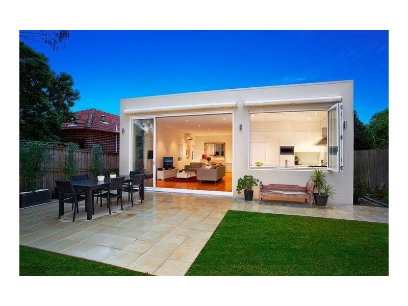 12 Boronia Avenue, Russell Lea NSW 2046