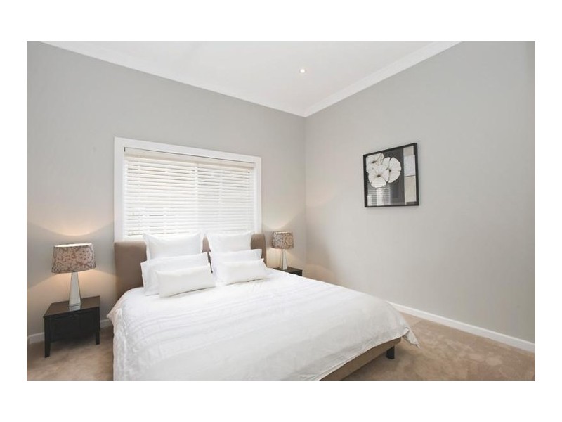 4 Edenholme Road, Russell Lea NSW 2046