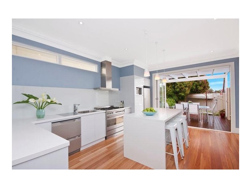 6 Bruce Street, Stanmore NSW 2048