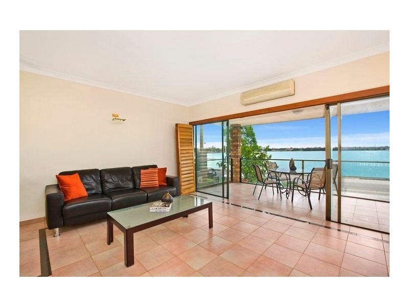 42 Wymston Parade, Wareemba NSW 2046