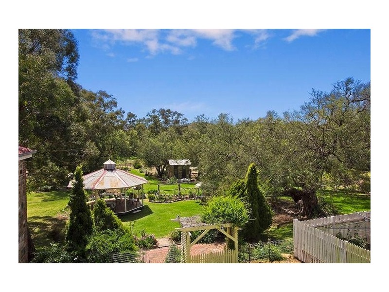 ‘Hotel Shirley’ Olympic Highway, Bethungra NSW 2590