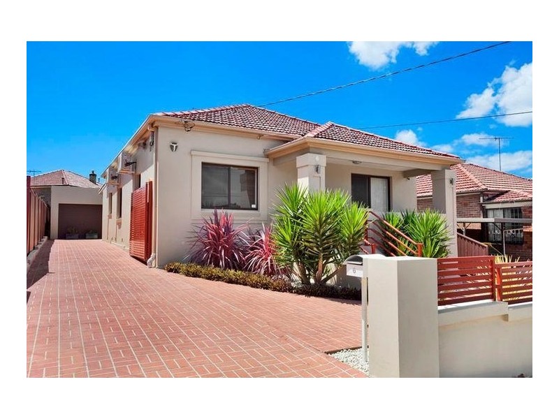 6 Woodlawn Avenue, Earlwood NSW 2206