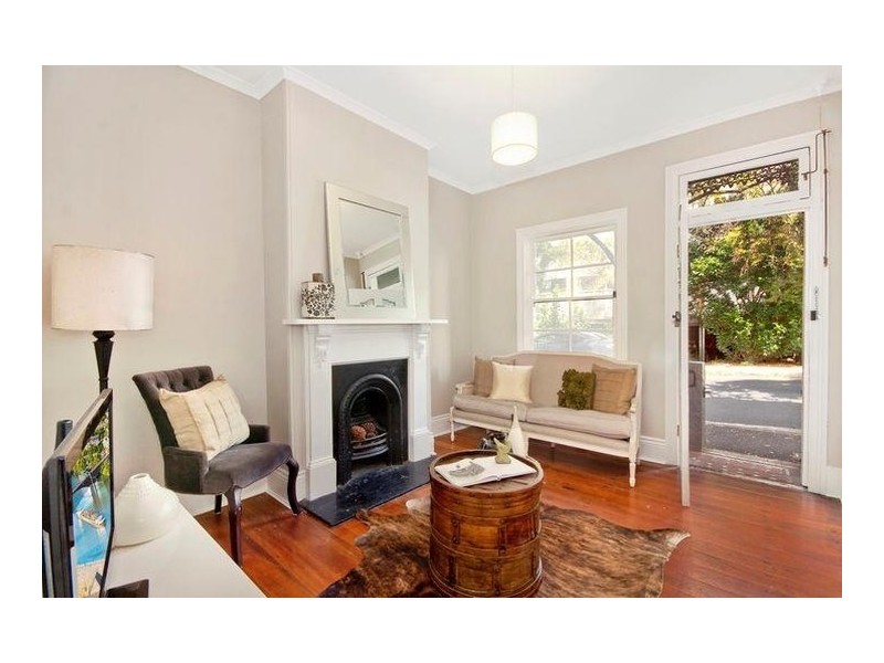 16 Whitehorse Street, Newtown NSW 2042