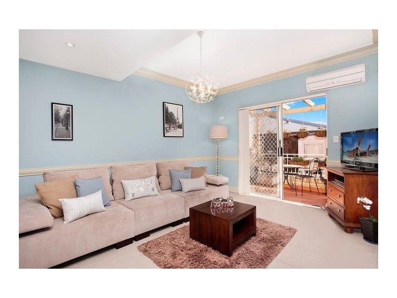8/9 Grosvenor Street, Croydon NSW 2132