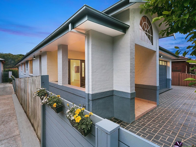 37 Waterside Crescent, Earlwood NSW 2206